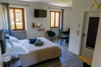 SulGarda Holiday Apartment, ideal for families and friends.