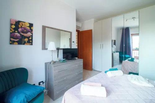 Delightful apartment with large terrace near Leonardo Da Vinci FCO Airport