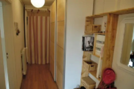 Nantes on foot! Downtown! Sunny 2-room apartment with terrace.