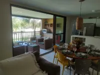 Ground floor apartment, in the VG Sun condominium. Condominium right on the sand.