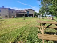 Gîte Le Grand Castillon - Fishing in private ponds and forest - Jacuzzi (optional) 卡斯泰爾諾多藏住宿飯店