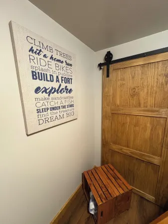 Cozy cabin right on the water! All bikers, skiers, fisherman and more welcome!