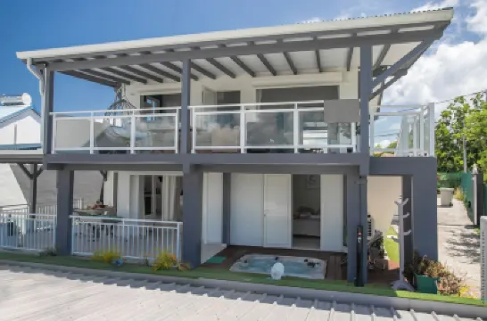 Villa Montobanez Hotels in 