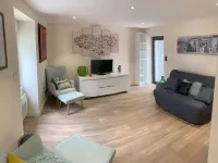 Renovated Breton house in the heart of Bignan - Comfort & Charm Hotels in Bignan