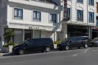 MESHK AIRPORT HOTEL