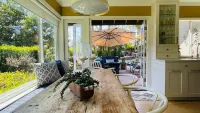 Gorgeous Solana Beach 3bd/3ba with pool and golf course view
