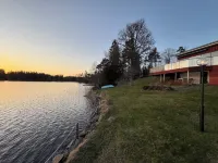 Waterfront Guesthouse with Private Dock & Rowboat Hotels in Trollhattan