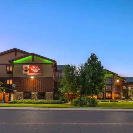 Best Western Plus Kelly Inn  Suites