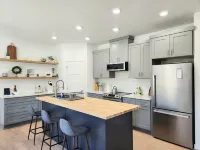 New Modern Ocean Highlands House