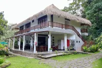 Kelimutu Crater Lakes Ecolodge