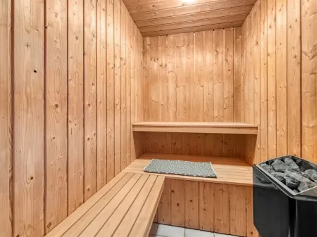 "Dorris" - 4.3km from the Sea Отели рядом с достопримечательностью «Houstrup»