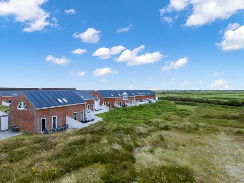 "Reija" - 2.3km from the Sea