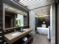 Djoglo Luxury Bungalow Hotels in Pakis