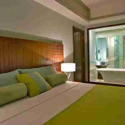 The Lighthouse Marina Resort Rooms