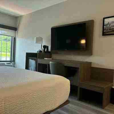 The Bridges Hotel Rooms