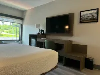 The Bridges Hotel