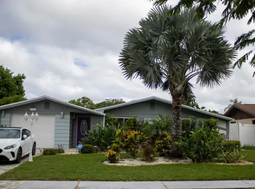 Callie’s Villa: Private Saltwater Pool Oasis. 2Br-2BA : Sleeps 6
