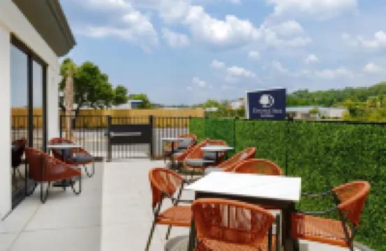 威爾明頓希爾頓逸林酒店