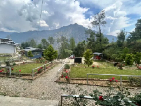 KedaraYatih Resort Hotels near Phulwari Resort