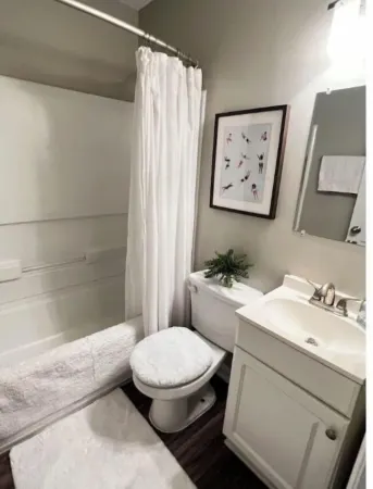 Mableton Escape Long Term mins to Six Flags • Airport • ATL