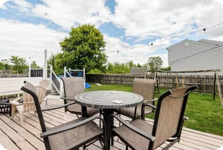 Welcome to Your Plant Filled Boho Escape. 15 Minutes from DowntownColumbus.