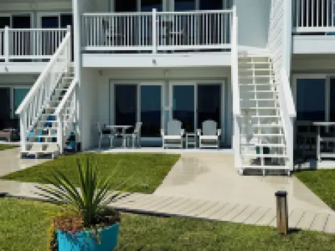 PRIVATE BEACH-You deserve this-Luxury ground-level 1-bedroom ON THE BEACH on 30A