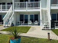 PRIVATE BEACH-You deserve this-Luxury ground-level 1-bedroom ON THE BEACH on 30A Hotel a Seacrest