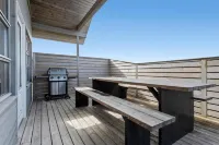 Ocean Break Cabins Hotels in Sandgerdi
