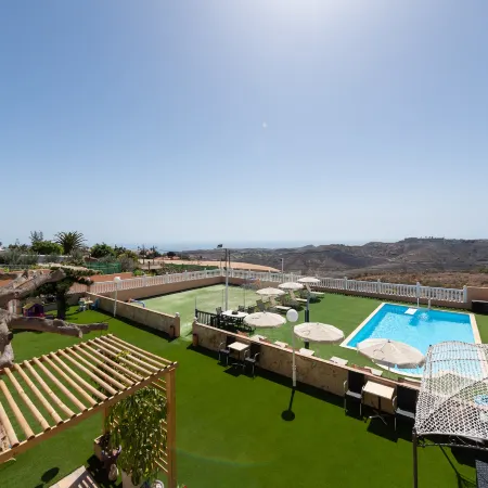 Villa in Maspalomas with Heated Pool & Sports