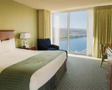 Aquarius Casino Resort Hotels in Laughlin