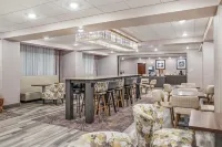 Ramada by Wyndham St. Paul AB Hotels in St. Paul