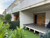 Spacious Duplex with Terrace