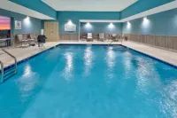 Holiday Inn Express & Suites WOOSTER by IHG - Pools