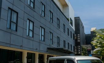Hotel Youstay Semarang by Sinergi
