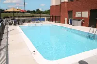 Hampton Inn Martinsburg South-Inwood - Uima-altaat