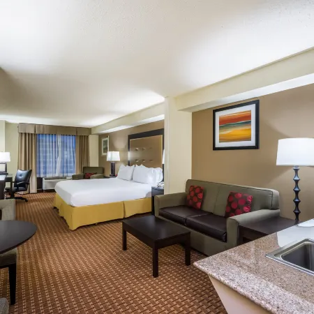 Holiday Inn Express & Suites NORTH EAST by IHG