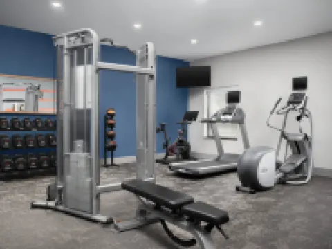 ハンプトン  イン & スイーツ トゥペロ / バーンズ クロッシング トゥーペロのホテル