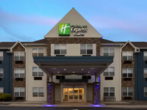 ฮอลิเดย์ อินน์ เอ็กซ์เพรส แอนด์ สวีทส์ ไวโอมิสซิง บาย IHG โรงแรมในไวโอมิสซิง