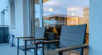 MoHost Urban Plaza - Mountain view
