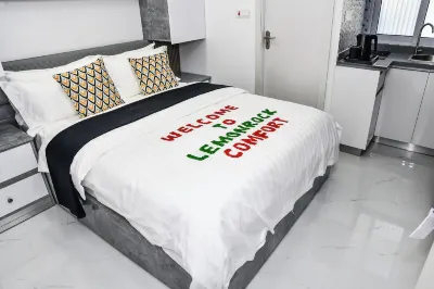 LemonRock Comfort Hotel in zona Farukolhufushi