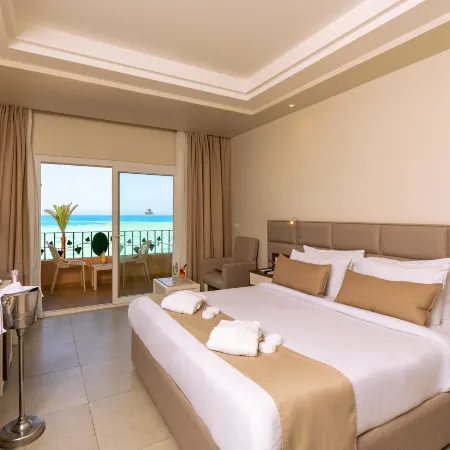 Sunny Days El Palacio Resort & Spa