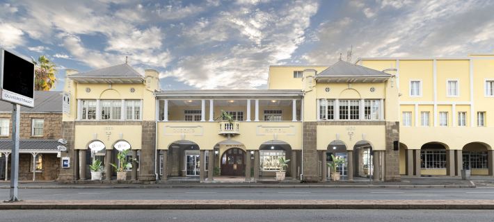 Queens Hotel by Bon Hotels Hotels in Oudtshoorn