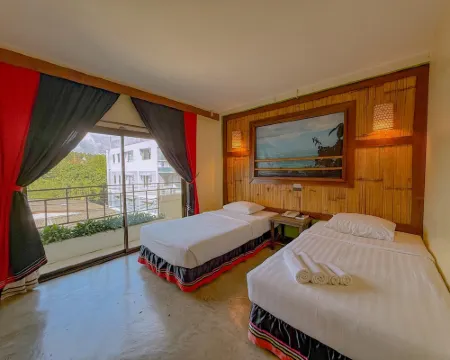 Phumanee Lahu Home Hotel ภูมณี โฮม โฮเต็ล โรงแรมในฝาง