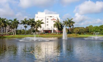 Hawthorn Extended Stay by Wyndham West Palm Beach