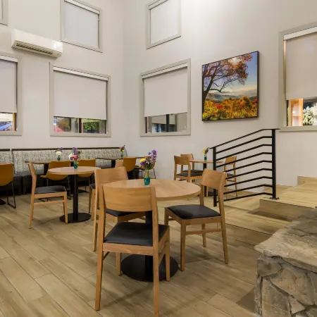 Graystone Lodge, Ascend Hotel Collection