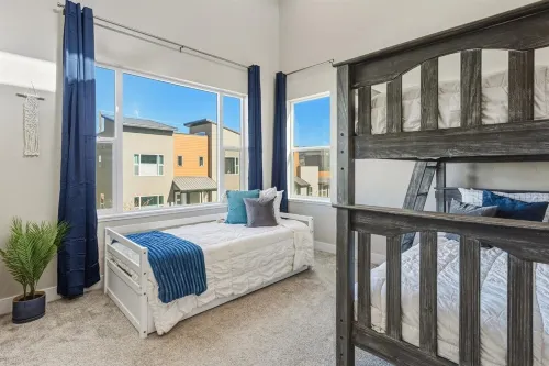 Charming 3Br ~ Sleeps 8 ~ Walk/Bike to Downtown Salida