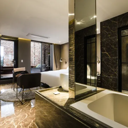 Yangpyeong the Terrace Hotel Отели рядом с достопримечательностью «Галерея Shigan Toki»
