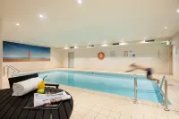Novotel Melbourne Glen Waverley - Pools