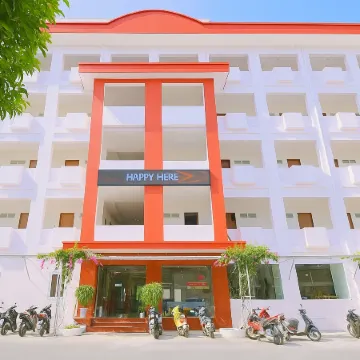 Hotel Happy Here