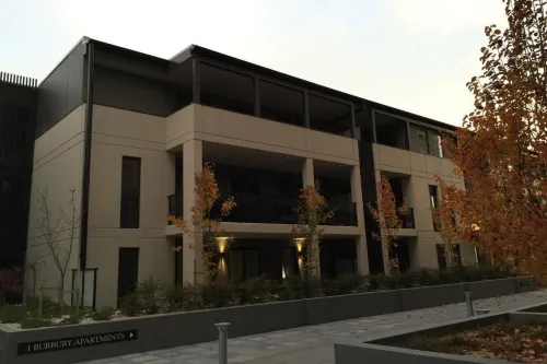 公園套房101家酒店